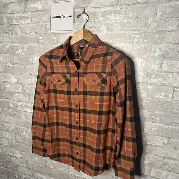 Patagonia Womens LS Organic Cotton Midweight Fjord Flannel NWT Size XS (Burl Red - Picture 4 of 15